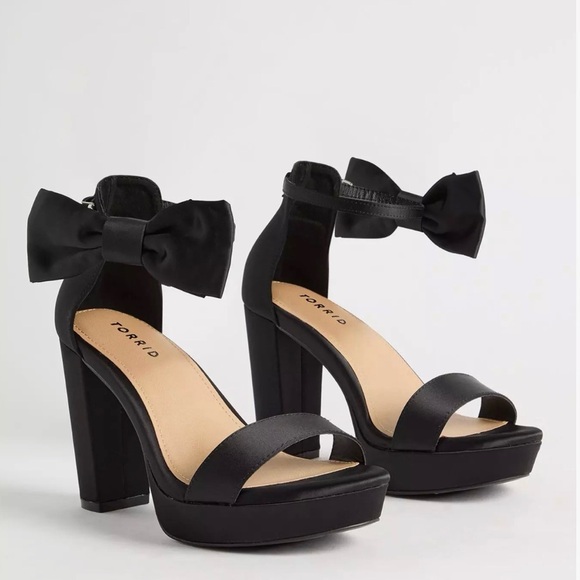 Torrid Black Satin Bow Platform Tapered Block Heels Sandals Shoes - Picture 2 of 13